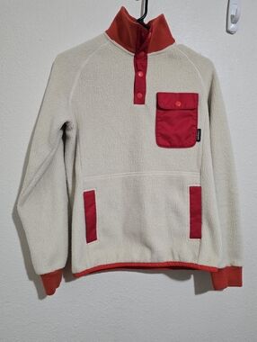 Cotopaxi Cream Fleece Pullover with Red/Scarlet Trim and Pocket